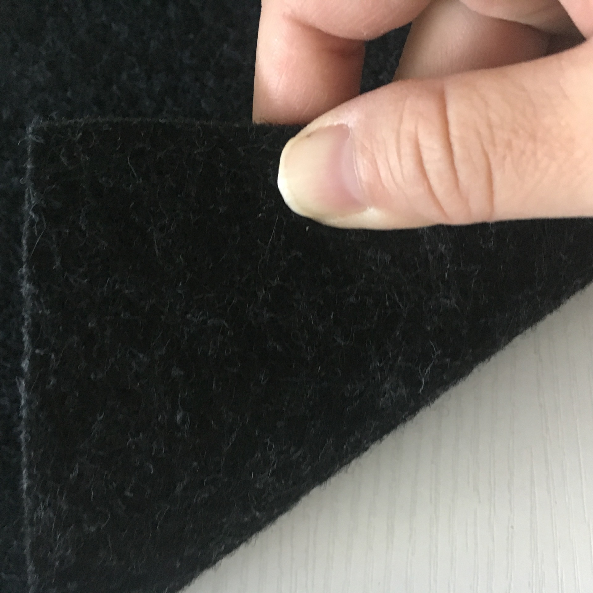 山东厂家提供湖南汽车展览会展会针刺无纺覆膜阻燃拉绒地毯