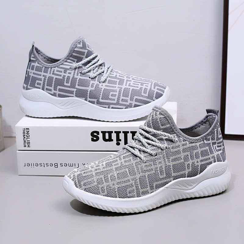 2023 Summer Breathable Fashion Coconut Shoes Women's New Couple Korean Style Soft Bottom Wild Lightweight Casual Sports Shoes