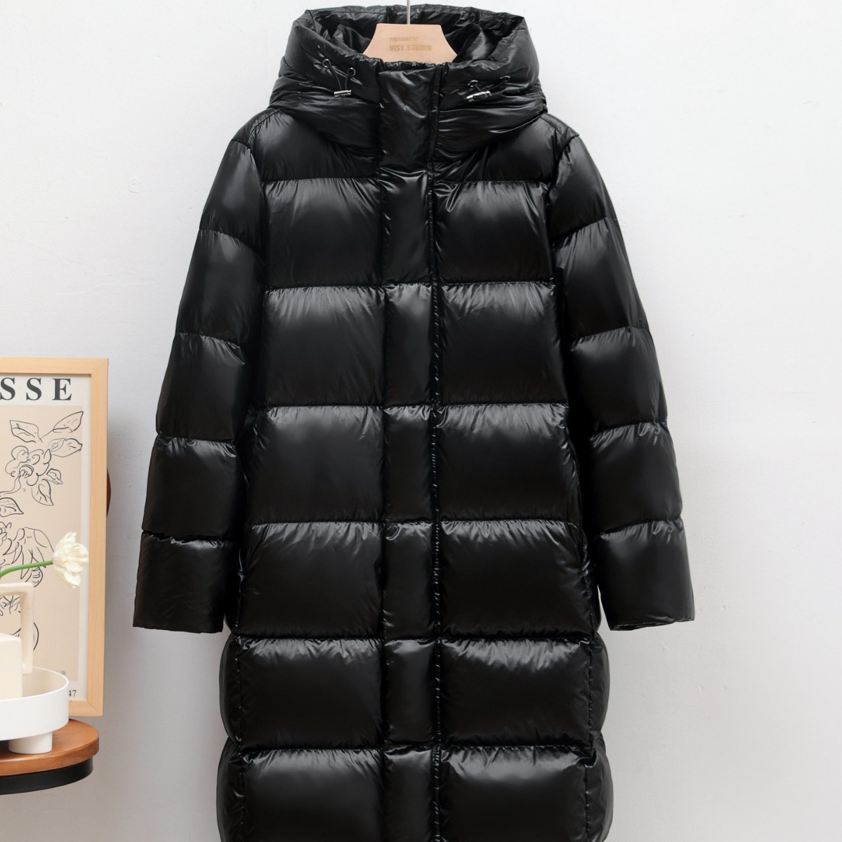 爆款黑金鸭绒亮面羽绒服女反季热卖中长款情侣款加厚过膝免洗外套