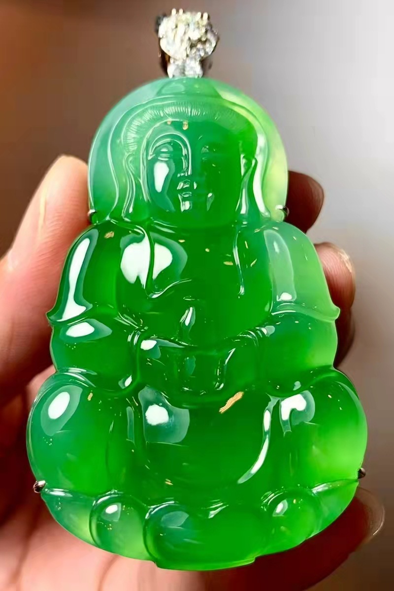 正阳绿翡翠观音冰种翡翠吊坠缅甸玉佛镶嵌挂件男女款