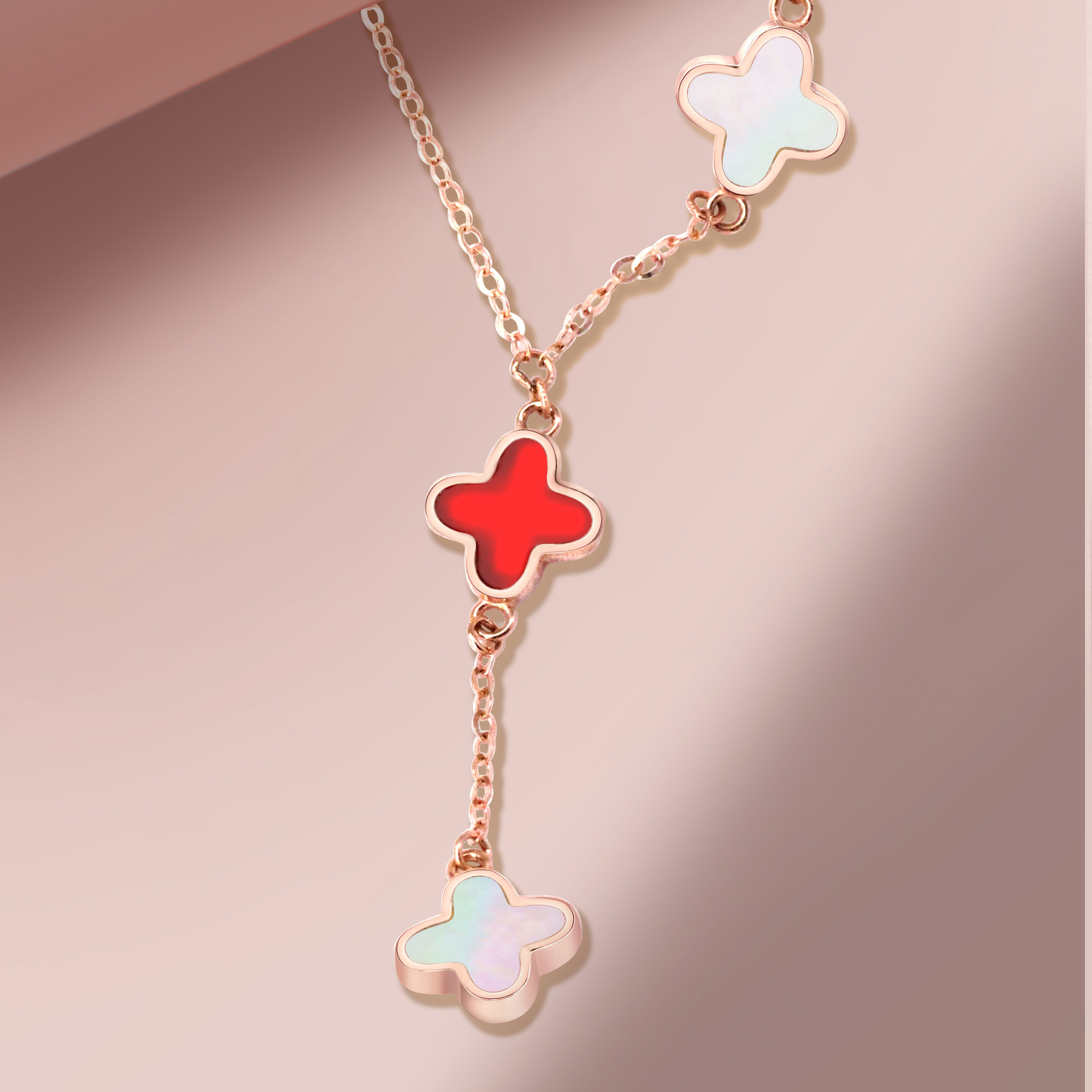 18k彩金四叶草锁骨项链女轻奢小众礼物幸运草吊坠七夕礼物送女友