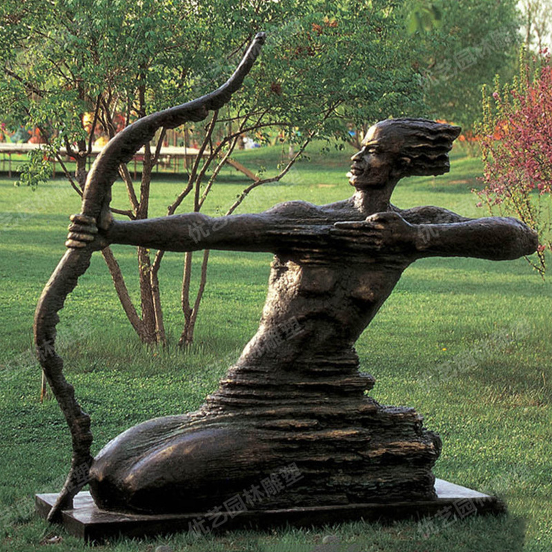 铜现代场景人物雕塑 男人与狮子 厂家定制 铸铜小品人物雕塑