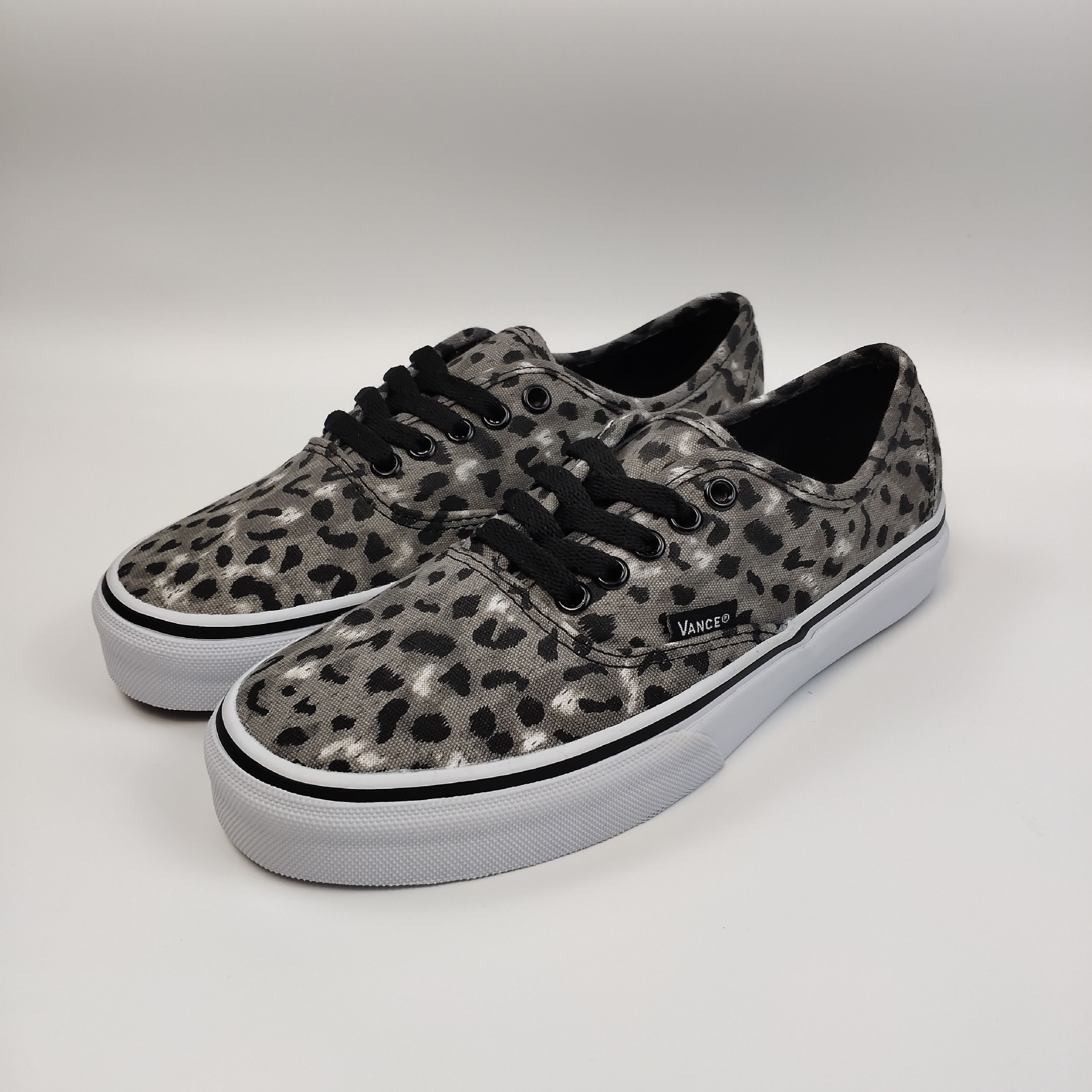 灰色豹纹vance 承接订单 硫化鞋工艺 男女滑板鞋帆布鞋一件代发