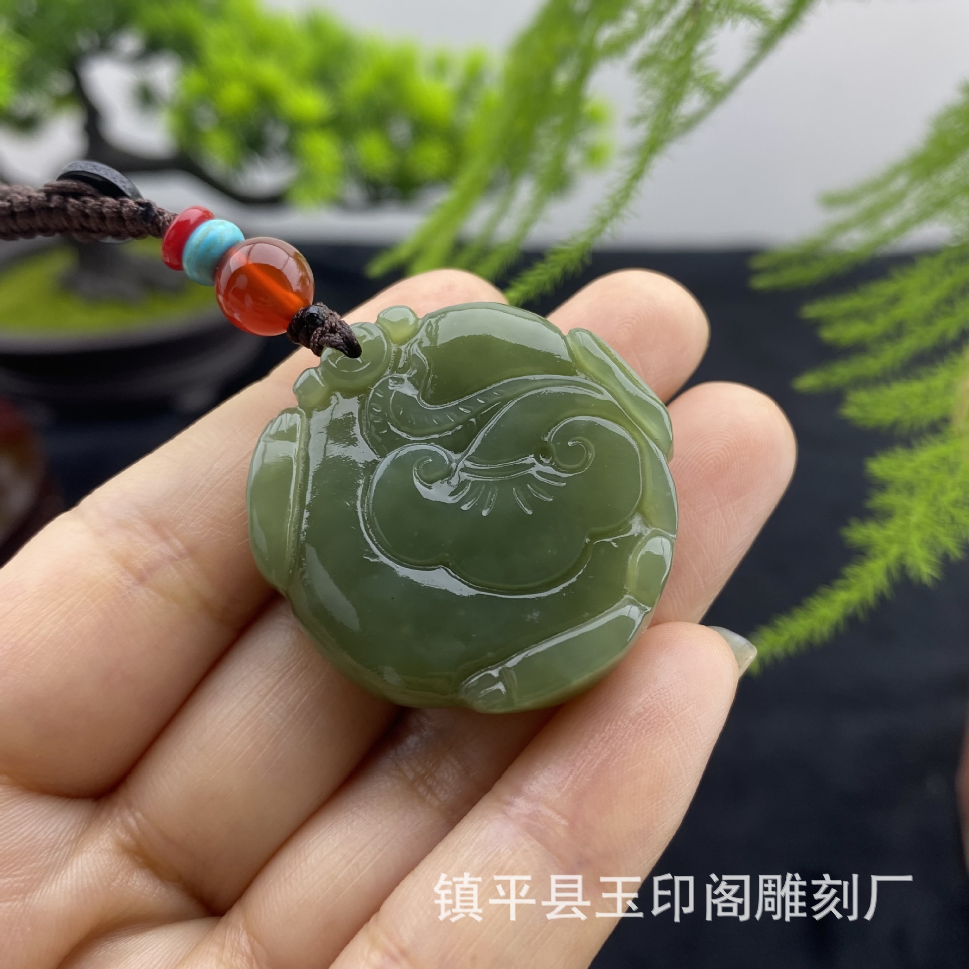 和田玉抱球貔貅挂坠新疆黄口料貔貅包包钥匙扣吊坠圆形貔恘玉佩