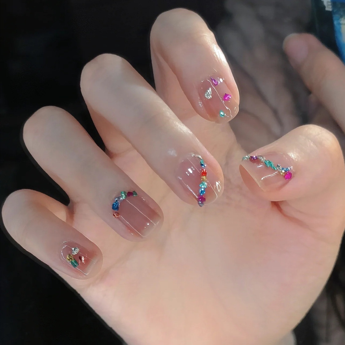 奈妮娜z-335五彩宝石假指甲软甲跨境粉色穿戴美甲贴片fakenail24