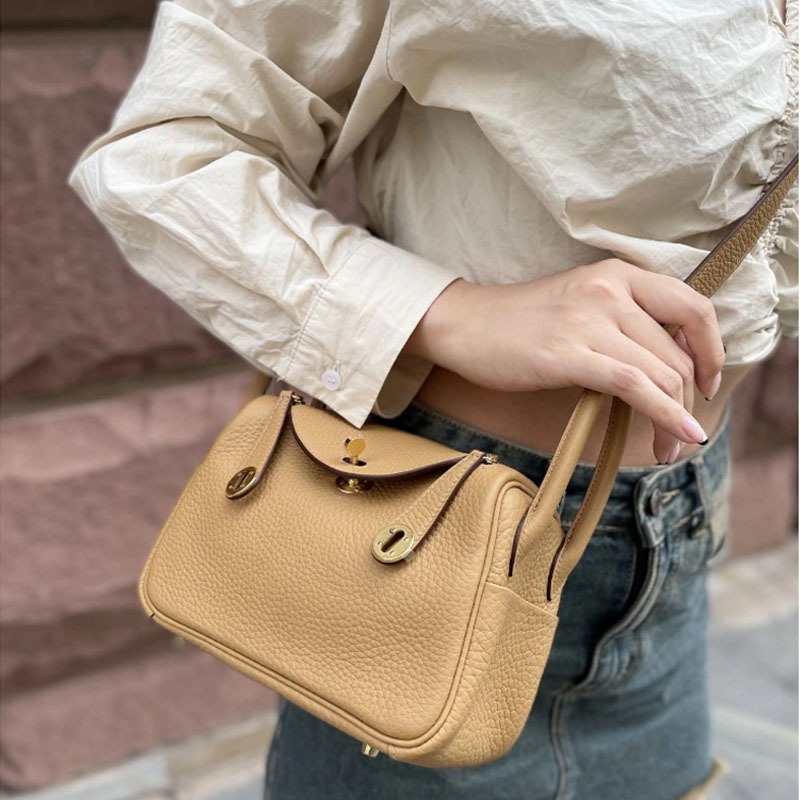 2023 New Mini Lindy Bag First Layer Cowhide Doctor Bag Hand-Carrying Genuine Leather Women's Bag Shoulder Crossbody Bag Pillow