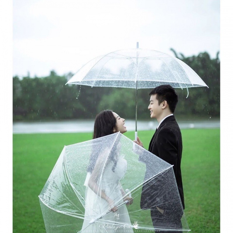 透明伞批发2020新款精美雨伞长柄摄影道具情侣街拍婚纱拍摄道具