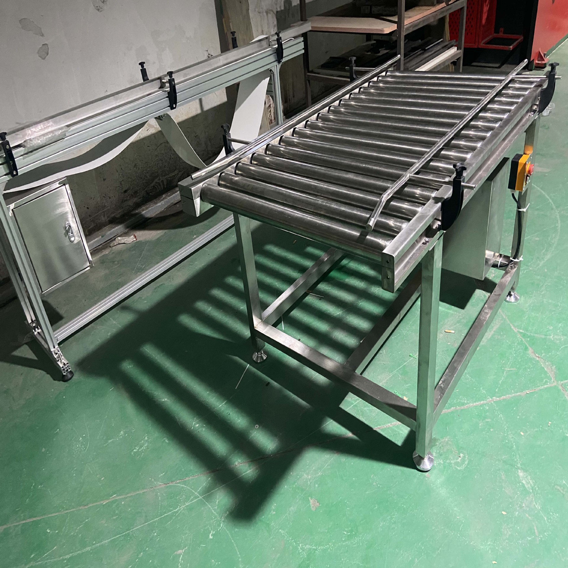 厂家定制不锈钢滚筒线输送机高速输送机无动力滚筒线滚轮传送带