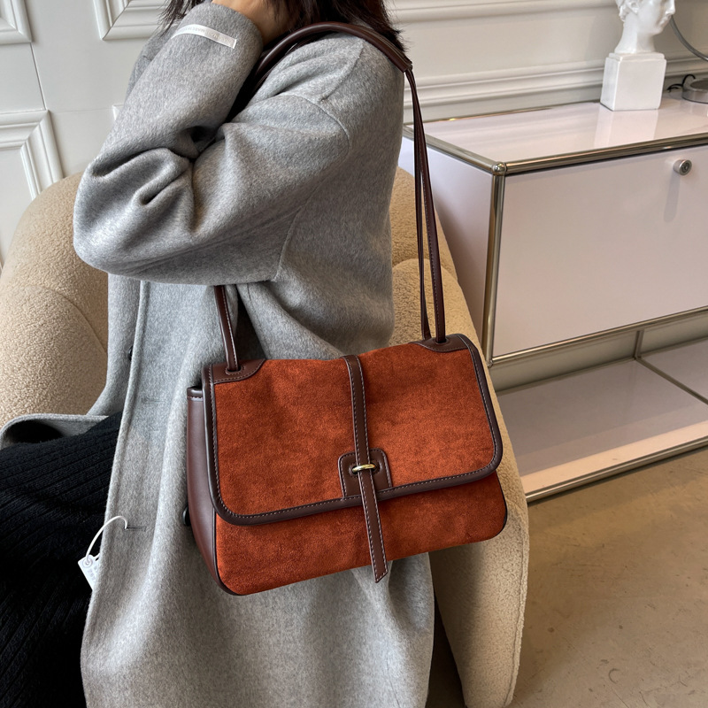 磨砂包包女包2021秋冬新款大容量女士单肩包 复古时尚潮流斜挎包
