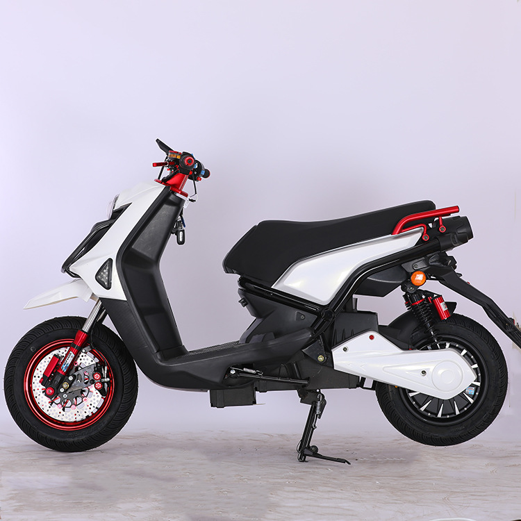 bws城市铁男电电动车大跑车电摩72v踏板车男士双人电摩外卖速度快