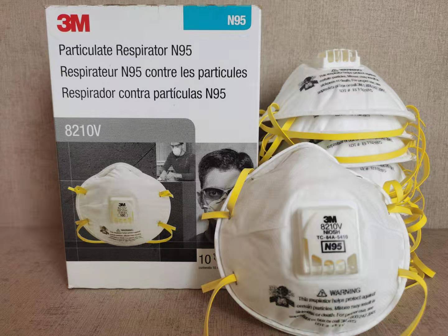 3m8210v防颗粒物防工业粉尘打磨防雾霾劳保防护口罩带呼气阀透气