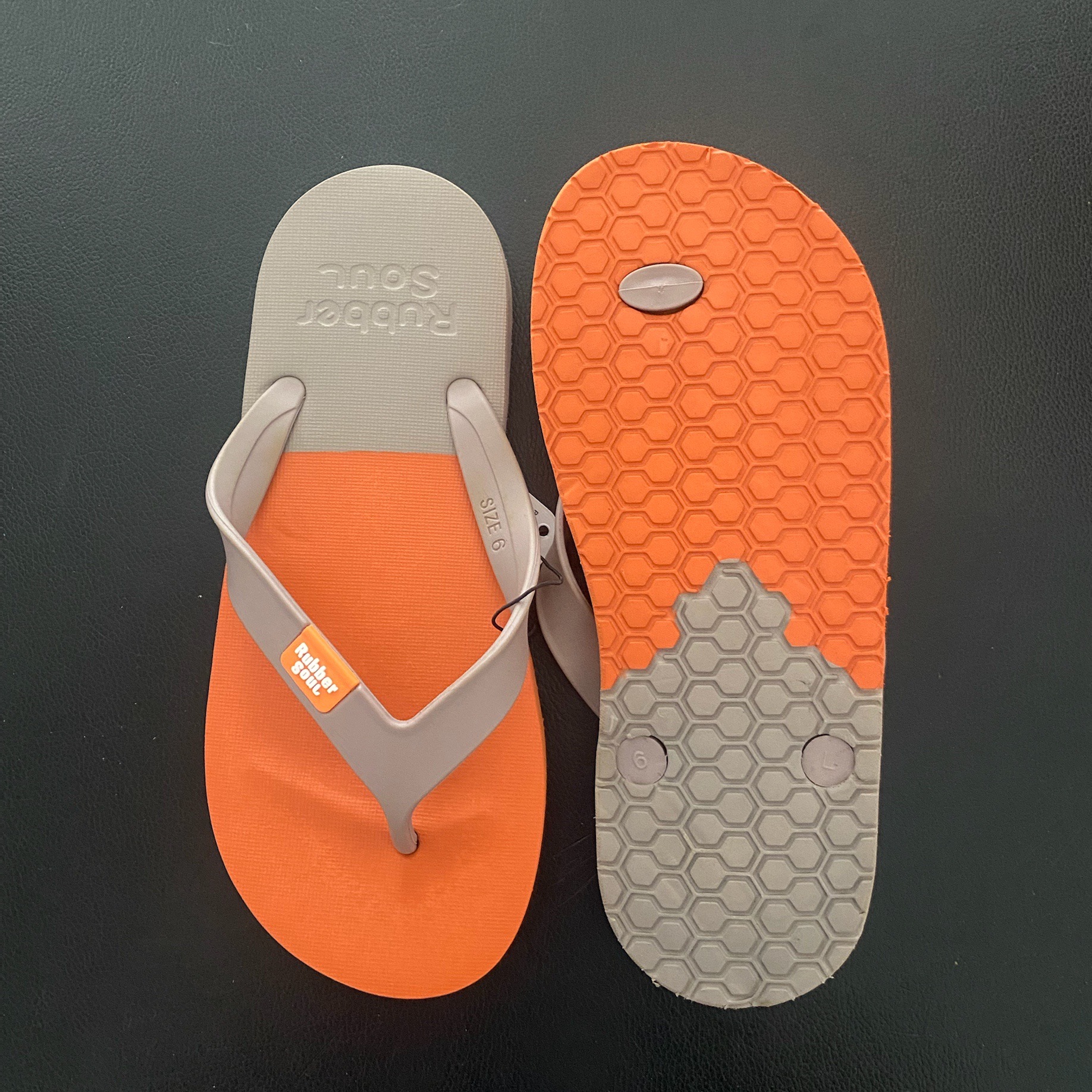 泰国rubbersoul乳胶软底超轻舒适拼色情侣人字拖鞋网红沙滩鞋