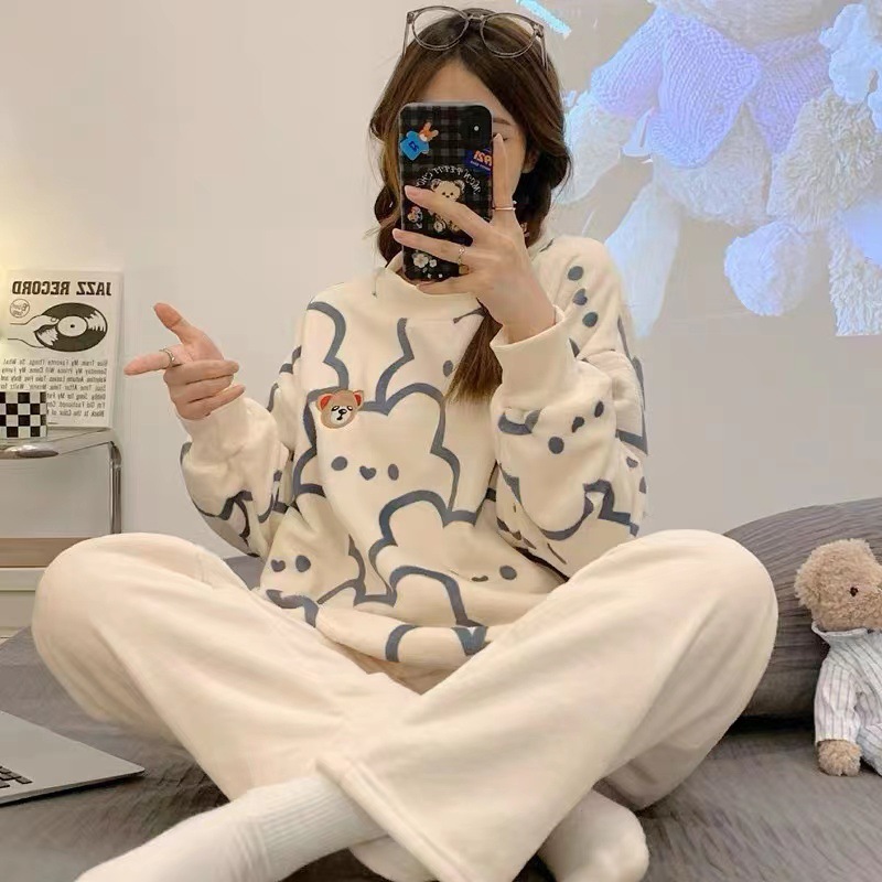 Small People Can Wear outside Coral Velvet Pajamas Women's Autumn and Winter 2023 New Cute Flannel Homewear Suit