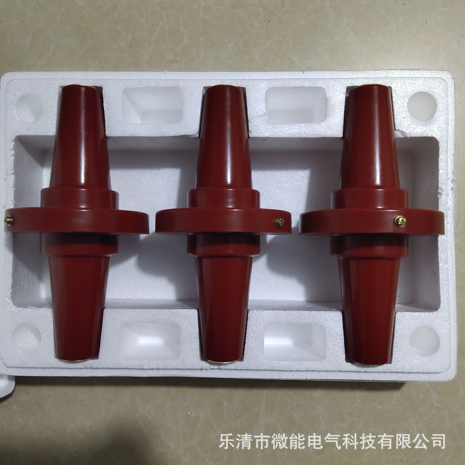 1035kv欧式可触摸前接头肘型插拔头避雷器充气柜环网柜t型接头