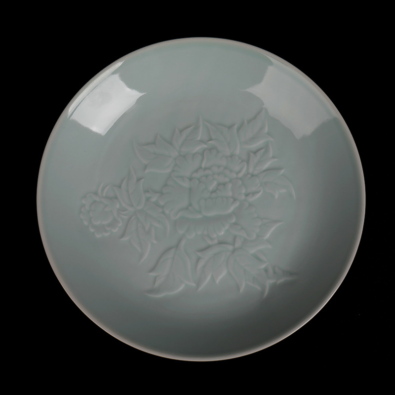 景德镇复古青瓷雕刻餐具套装盘碟子家用奢华陶瓷圆盘高档浮雕盘子