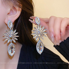 银针镶钻花朵耳环欧美时尚设计感长款水滴耳坠小众新款耳钉耳饰女