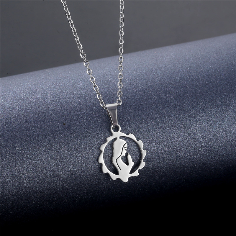 Cross-Border Creative Hot Titanium Steel Stainless Steel round Mother Pendant Women's Mother's Day Necklace Can Be Graphic Customization