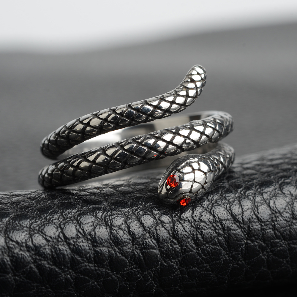 红眼眼镜蛇蟒蛇蛇形钛钢戒指复古个性男女