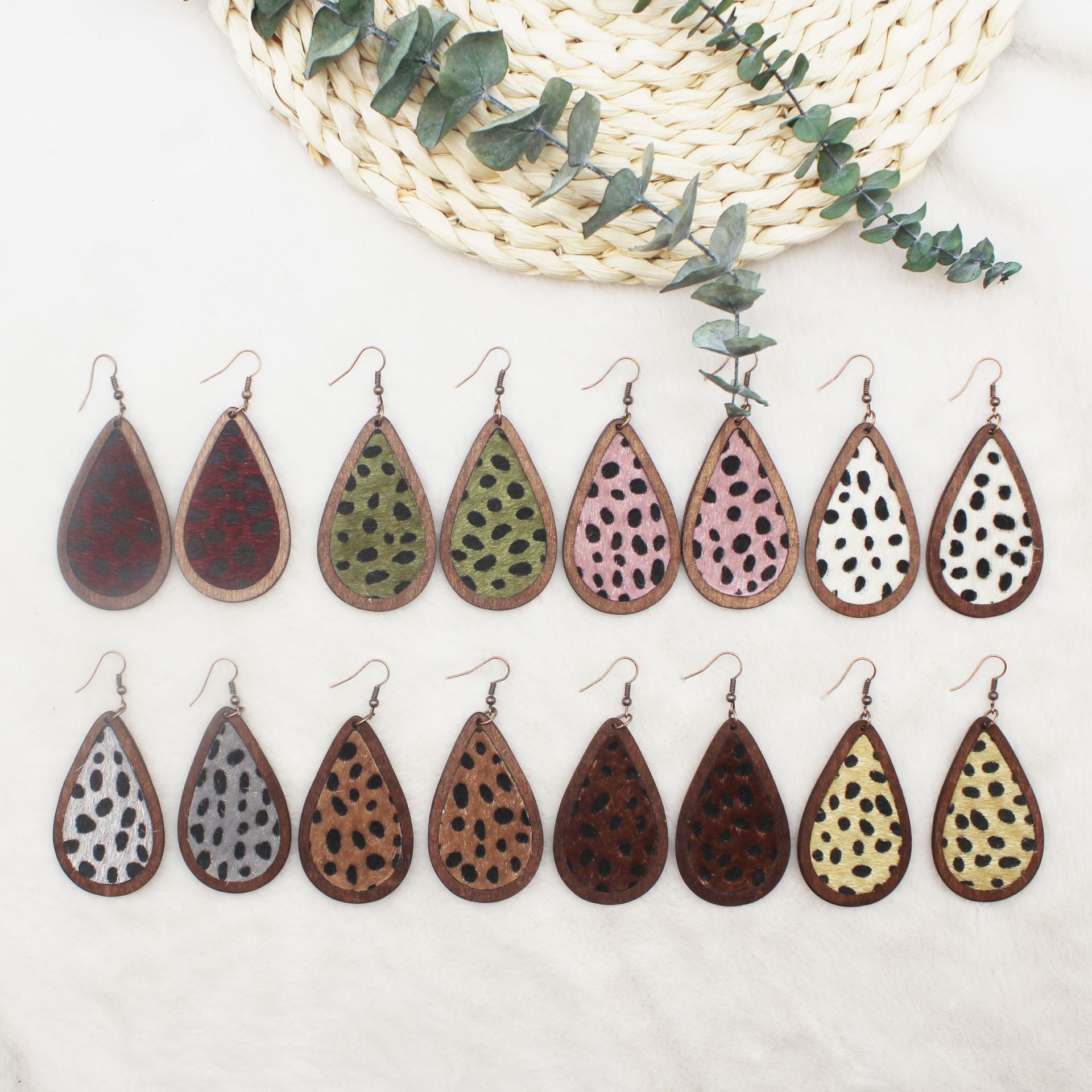 Wooden Wood Board Inlaid Leopard Print Leather Earrings Drop Earrings Amazon Europe and America Cross Border Vintage Horse Hair Earrings