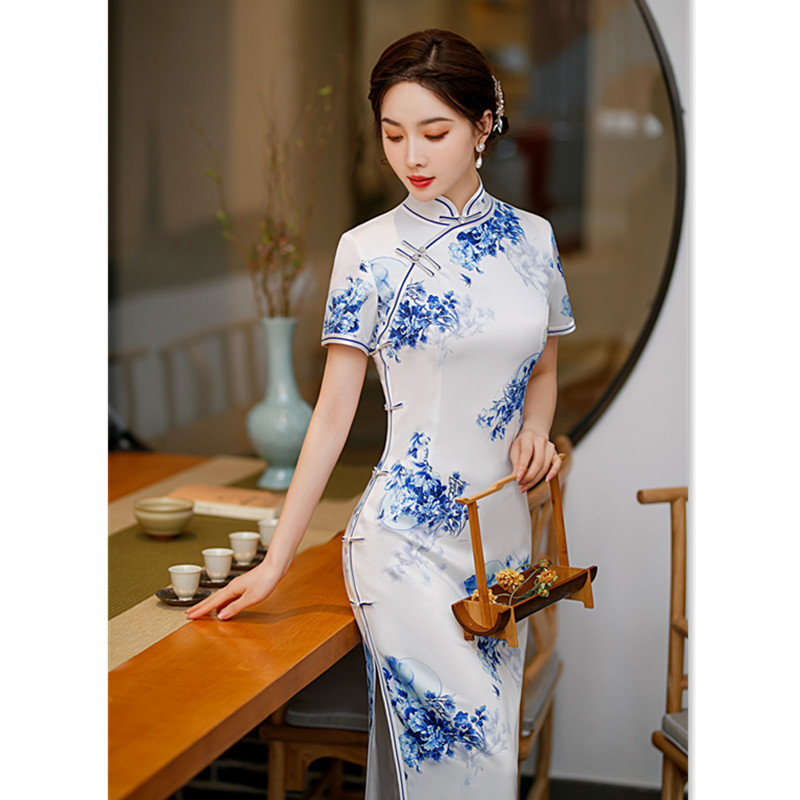 青花旗袍长