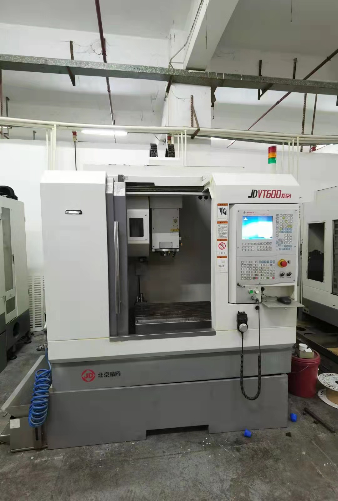 9成新北京精雕vt600 cnc加工中心 高精密精雕攻钻机 惠州精雕机