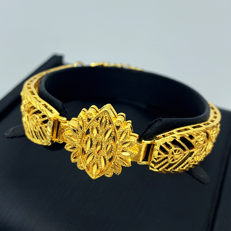 Aini Deyue Nansha Gold Bracelet Female Hollow Flower Geometric Bracelet Gold-Plated Copper Jewelry Vintage Court Style Jewelry