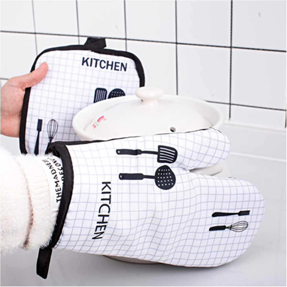 in stock wholesale thickened kitchen oven gloves anti-scald microwave oven gloves heatproof baking heat insulation gloves set