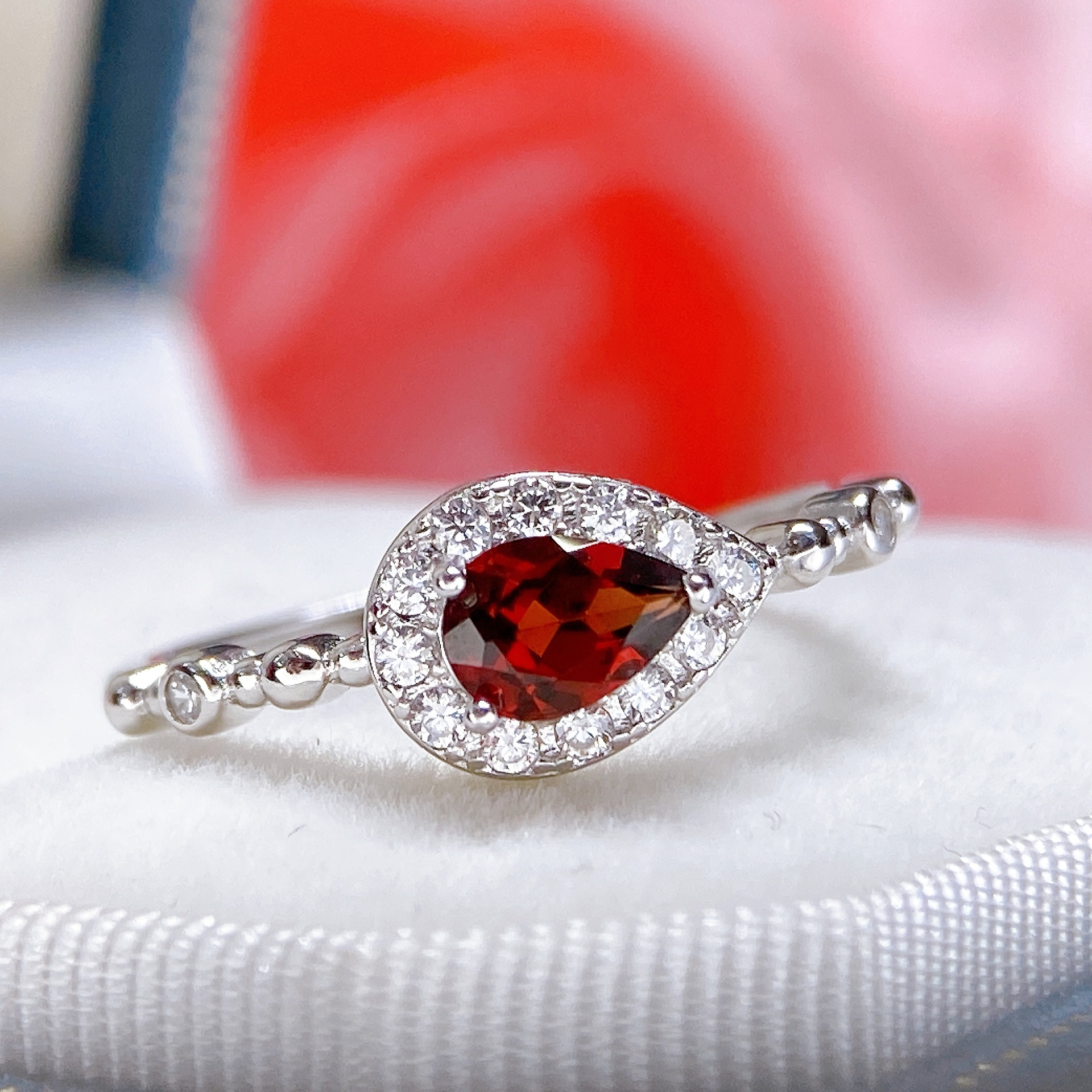 石榴石戒指s925银镶嵌跨境新款水晶天然石榴石女网红同款直播批发