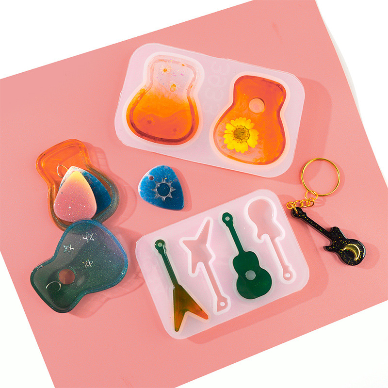 Flower Card Diy Crystal Glue Mold Guitar Pick Mold Storage Box Music Accessories Keychain Silicone Mold