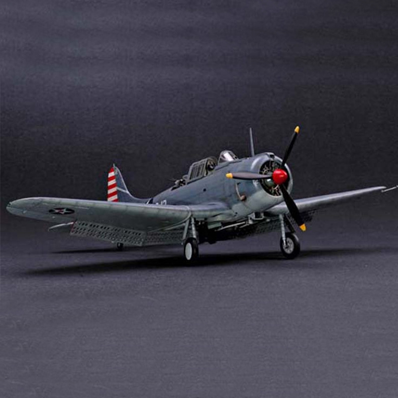 小号手拼装飞机模型1/32美国bd3无畏俯冲轰炸机中途岛纪念版02244