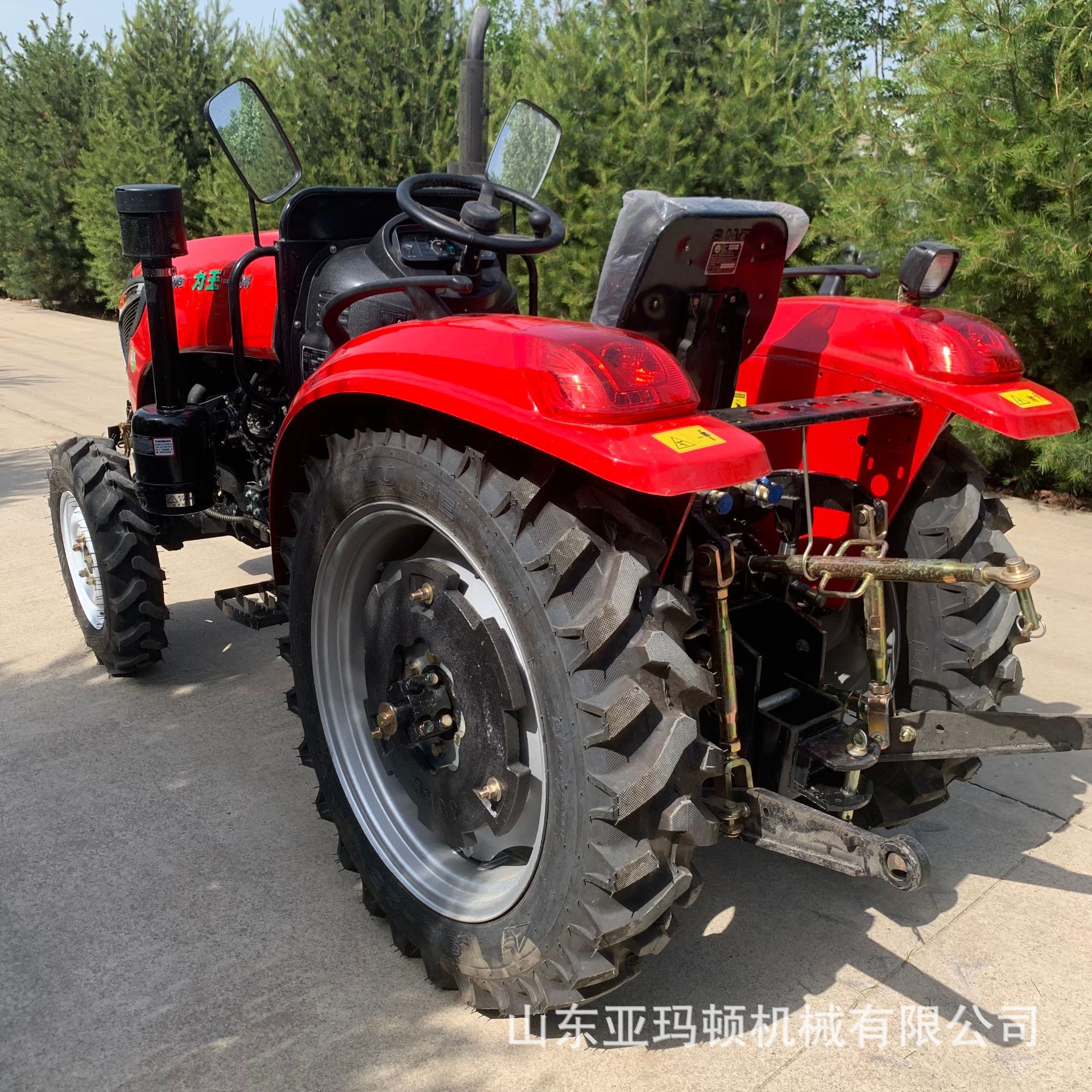 畅销款力王504全新拖拉机四驱四缸多路阀强压前后配重耕地机