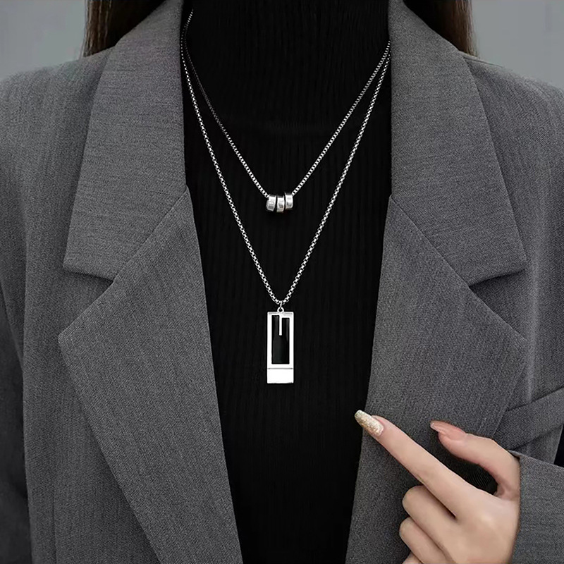 Titanium Steel Long Sweater Chain High-Grade Niche Design Pendant Adjustable Inverted Triangle Geometric Necklace Autumn and Winter