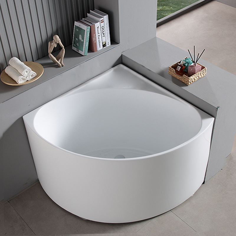 深泡日式三角扇形浴缸小空间拐角独立式无缝一体家用迷你冲浪浴盆