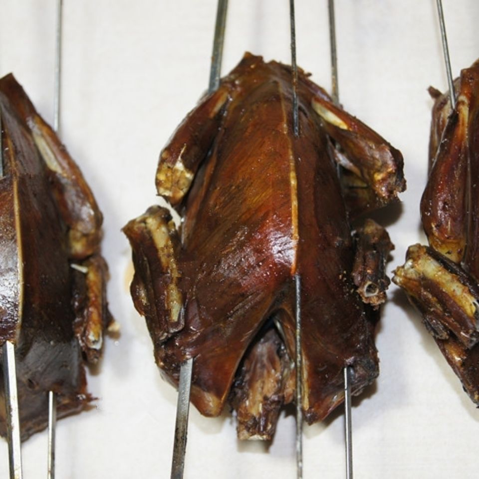 东北烧鸽子烤乳鸽原味特色炭烧鸽炭烧鸽熟食鸽子新鲜现做现发