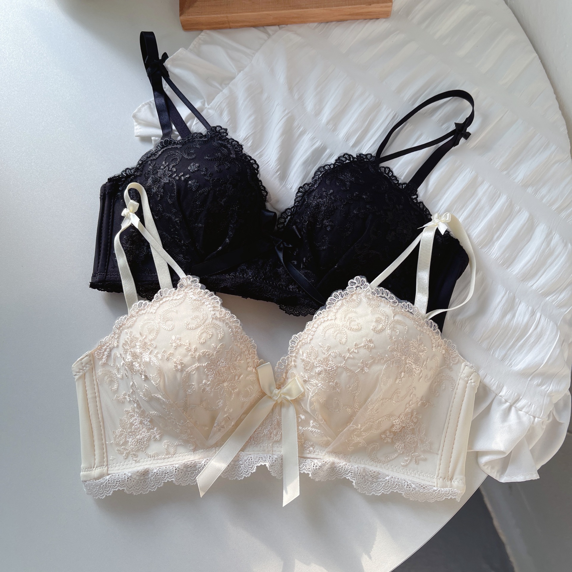 中老年文胸妈妈大码运动内衣女无钢圈大码背心式胸罩老人文胸0610