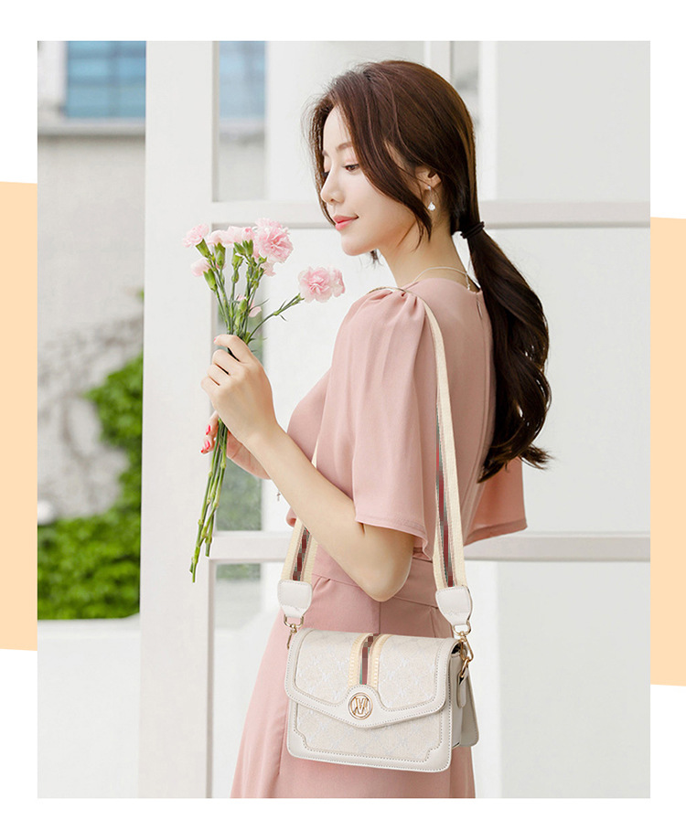 Bag 2022 New Trendy Spring and Summer Retro Small Square Bag Women's Fashionable Stylish Shoulder Messenger Bag Women's Bag One Piece Dropshipping