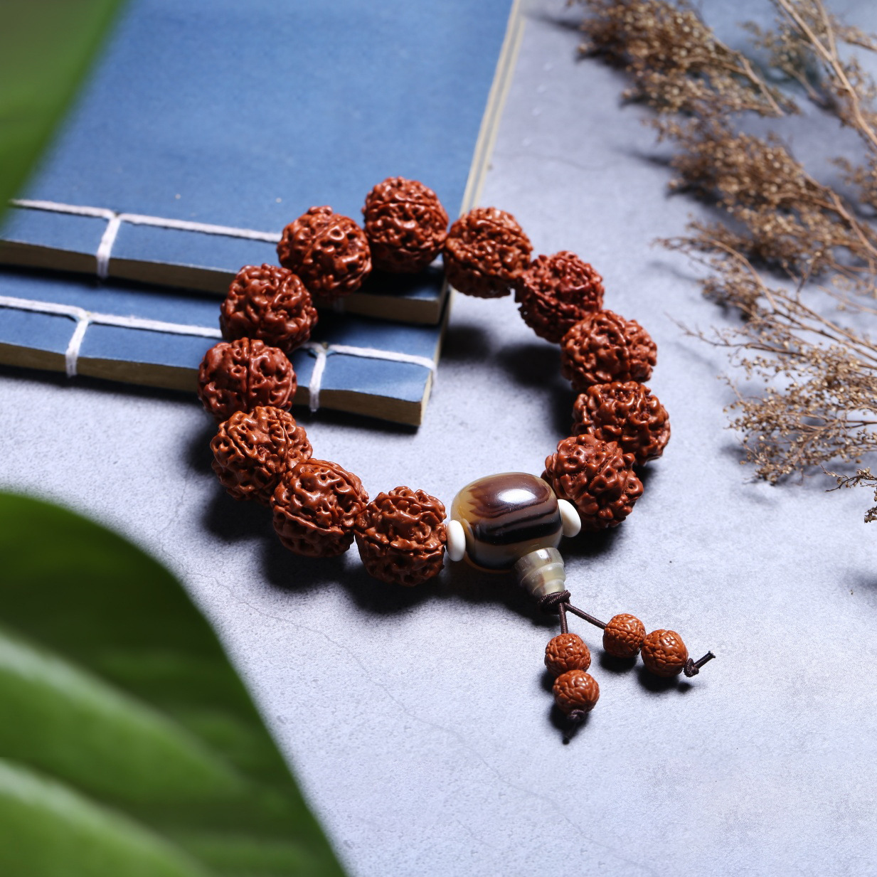 分销权益登录查看是否享首单包邮或首单立减颜色尺寸金刚菩提子手串9