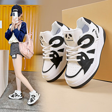 小白鞋女2023春秋新款黑白熊猫鞋运动休闲百搭小众设计板鞋子
