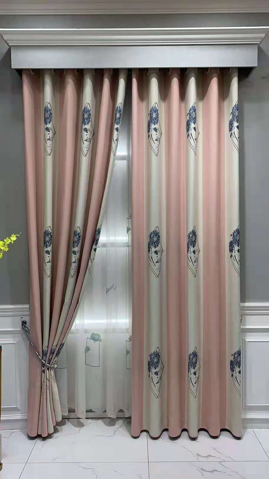 厂家直供新款提花窗帘布客厅卧室飘窗遮光窗帘布批发零剪成品定制