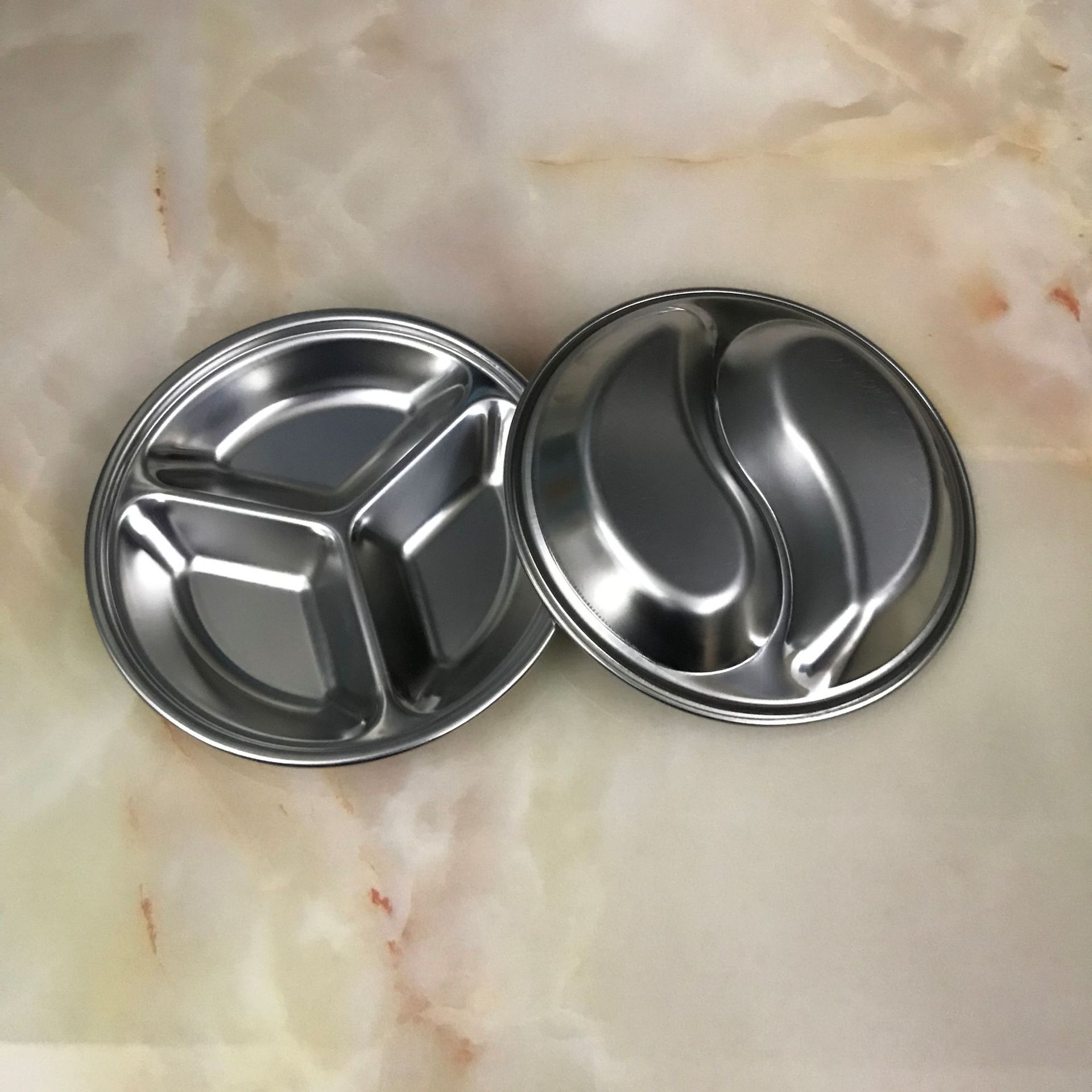 家用饭店304不锈钢盘子小碟子加厚无磁带磁圆盘菜盘儿童厨房玩具