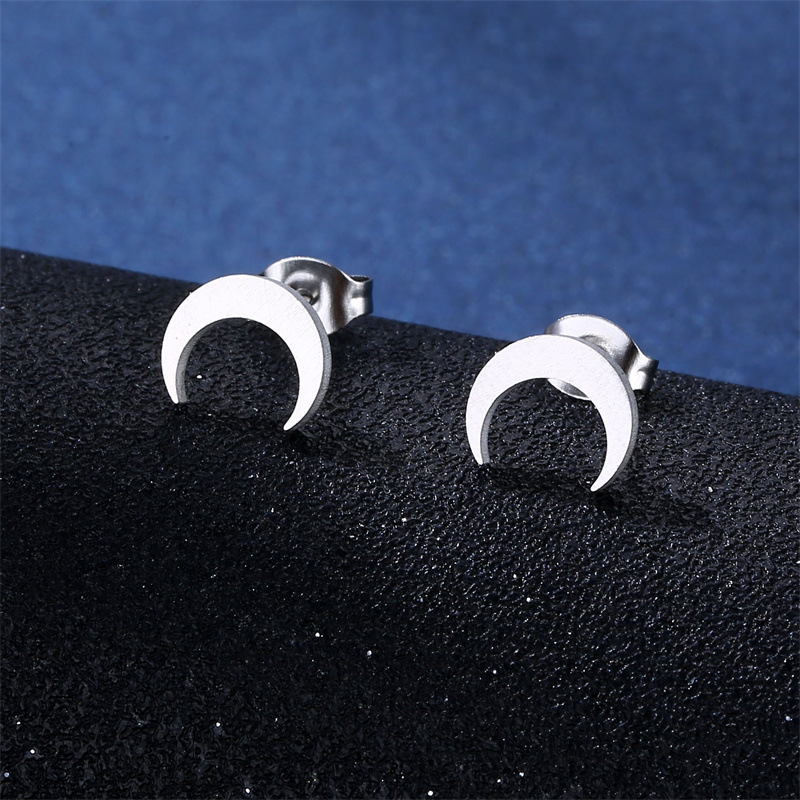 Factory Direct Moon Pendant Stainless Steel Necklace and Earring Suit European and American New Accessories Two-Piece Wholesale