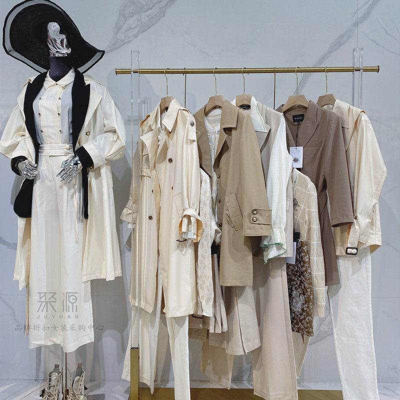 迪卡轩女装清货剪标尾单上衣品牌折扣女装十三行清仓摆摊毛衫货源