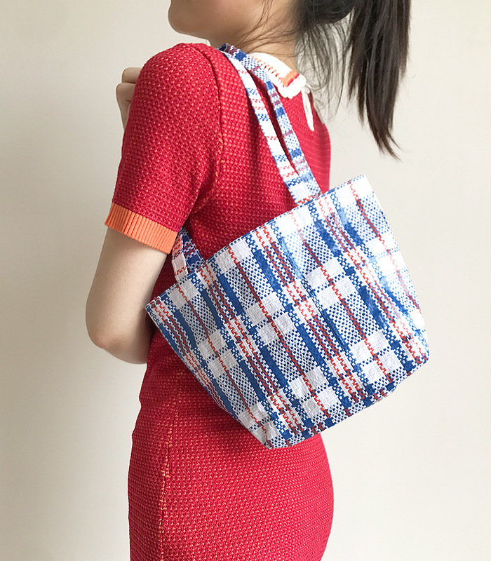 厂家定制pe编织覆膜袋彩印手提编织袋时尚复古手提包单肩包丝网印