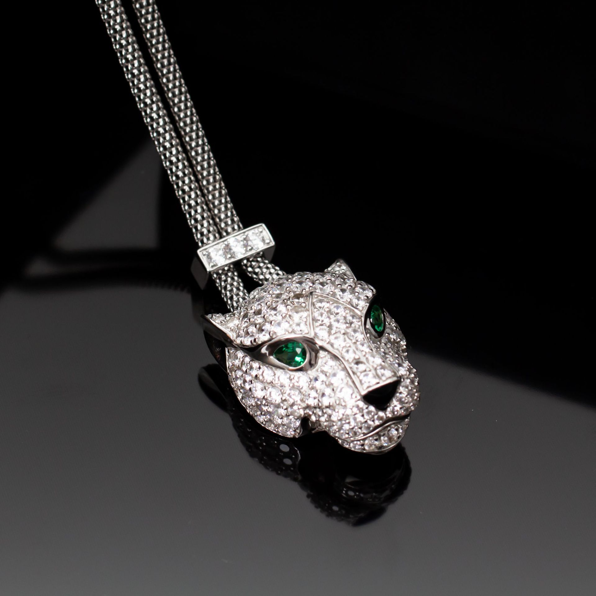 欧美风气质祖母绿镶钻豹子头项链夸张潮男长款霸气男女同款银链