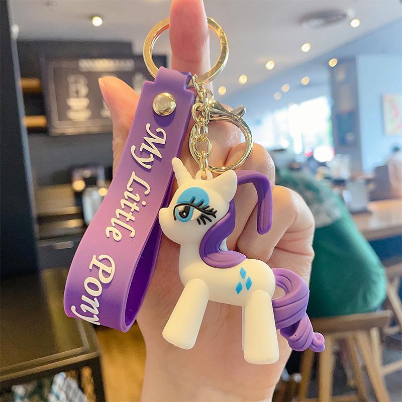 My Little Pony PVC Figurine Keychain Lovely Bag Pendant Personalized Car Accessories Creative Pendants Wholesale