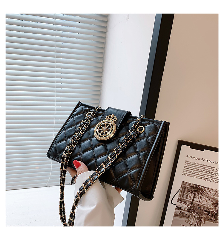 Foreign Trade Fashion Underarm Bag Autumn New Trendy All-Match Rhombus Shoulder Bag Crown Golden Ball Large Capacity Chain Bag