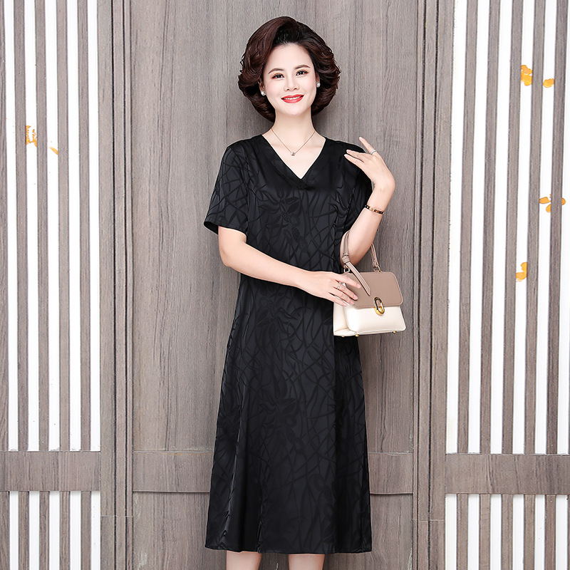 中老年冰丝连衣裙女中长款夏款v领宽松大码印花妈妈长裙子批发