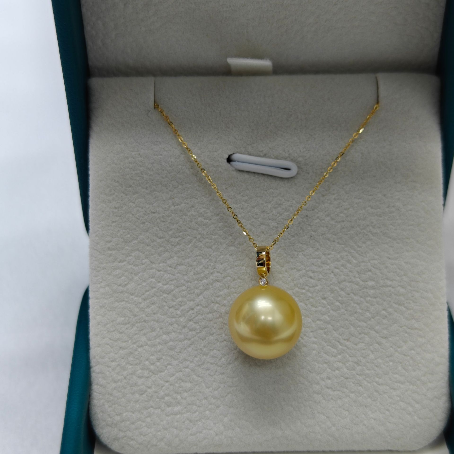 18k金12-13mm香槟金南洋金珠吊坠天然海水珍珠项链正圆少瑕诸暨