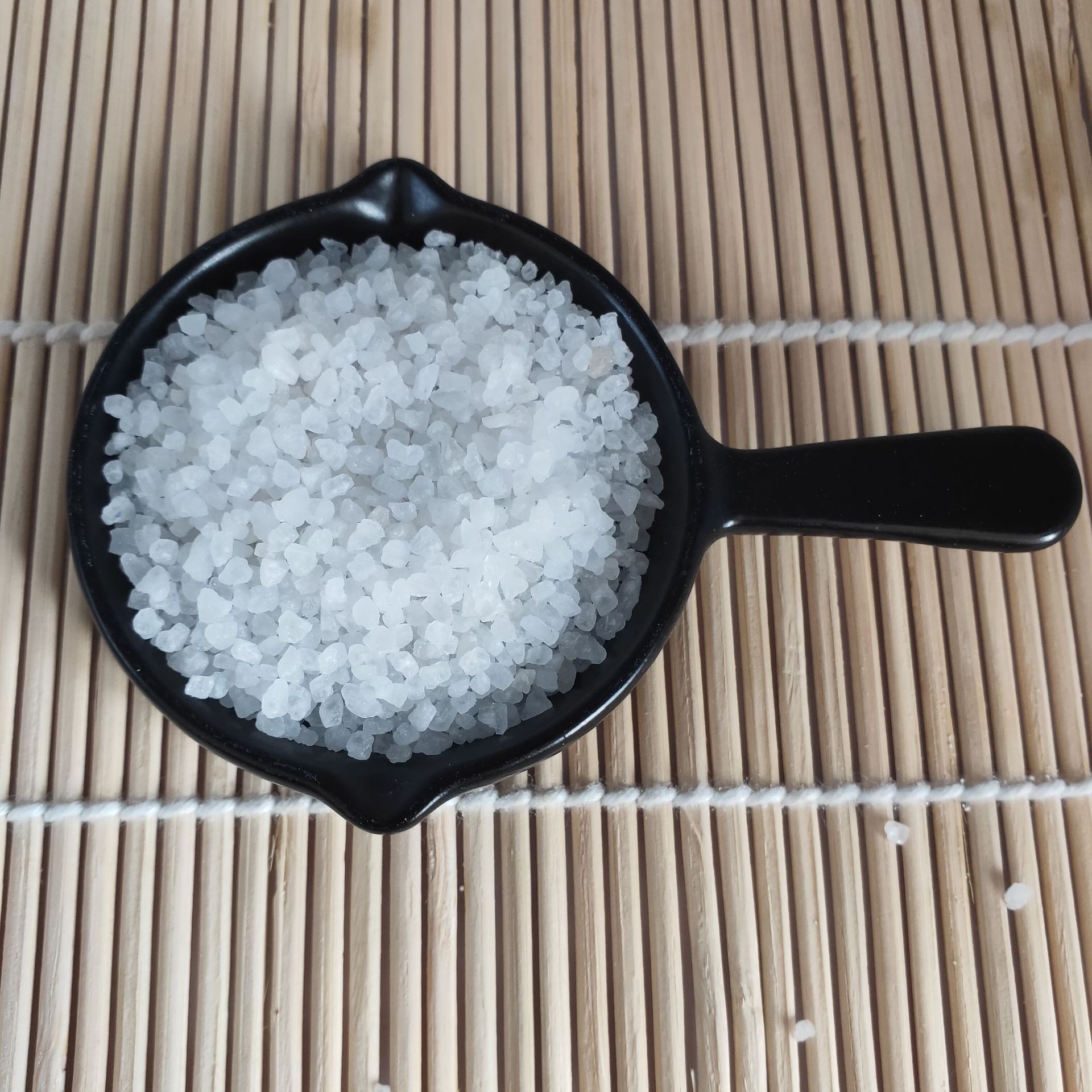 死海盐 白色晶体颗粒状盐约旦盐汗蒸房用盐溶于水泡脚用死海盐