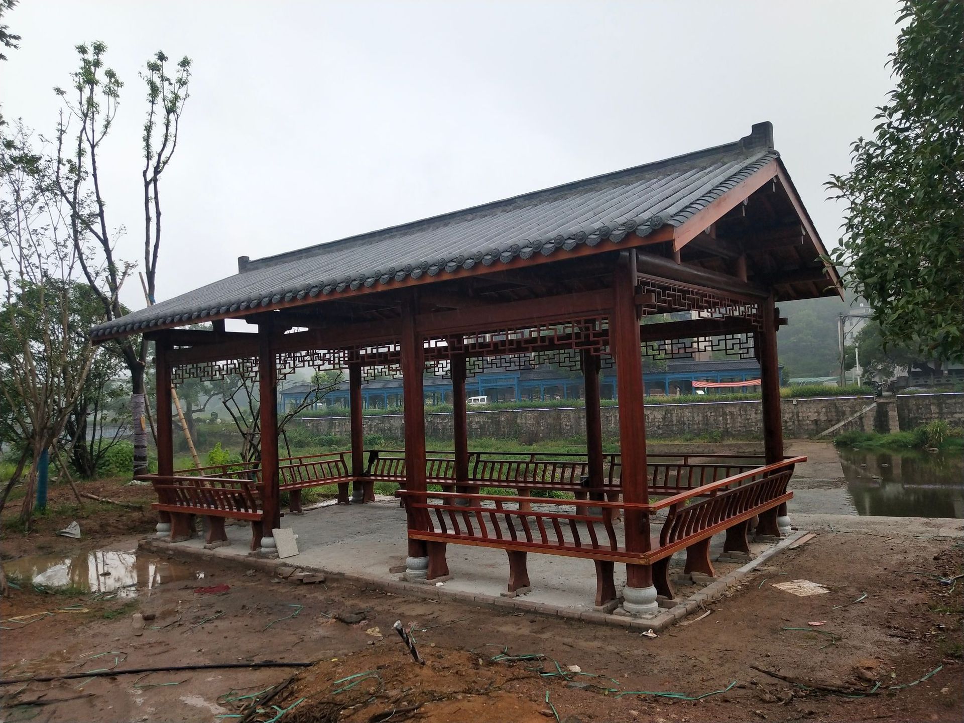 中式凉亭防腐实木美人靠公园雕花坐凳长廊座椅吴王靠仿古建筑栏杆